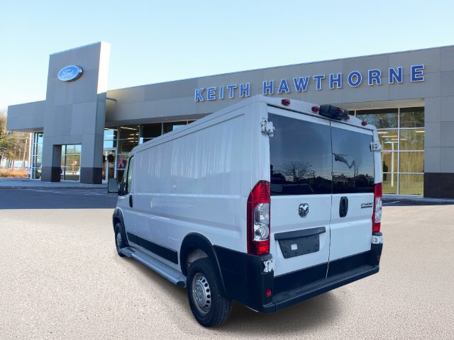 Used 2025 RAM ProMaster 2500 w/ U-Haul Equipment Group FWD image 4