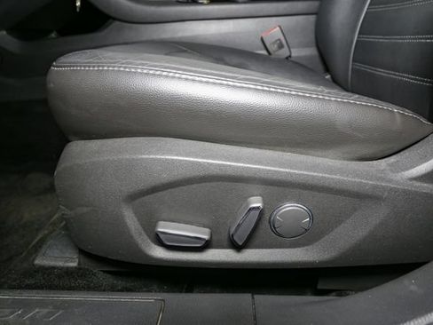 Used 2014 Ford Fusion SE w/ Equipment Group 202A FWD image 31