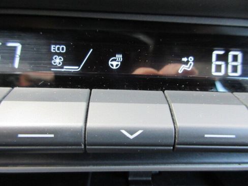 Used 2025 Toyota Camry XSE image 26