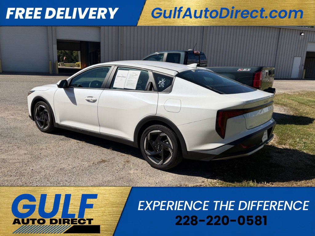 Used 2025 Kia K4 EX FWD image 5