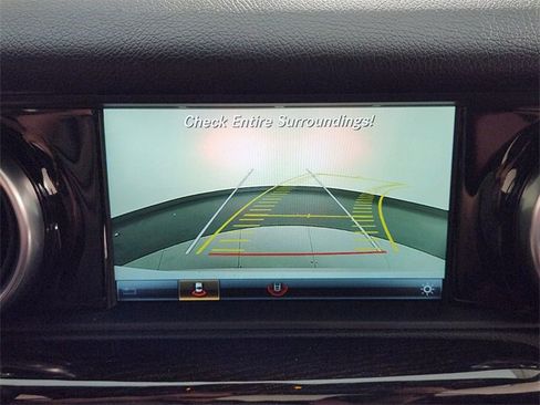 Used 2018 Mercedes-Benz SLC 300 image 17