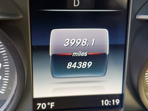 Used 2018 Mercedes-Benz GLC 300 image 21