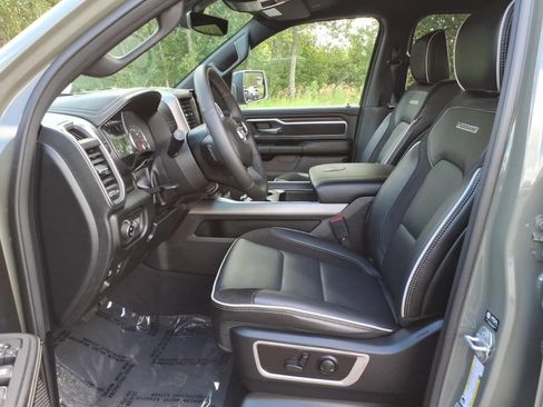Used 2026 RAM 1500 Laramie AWD/4WD image 15