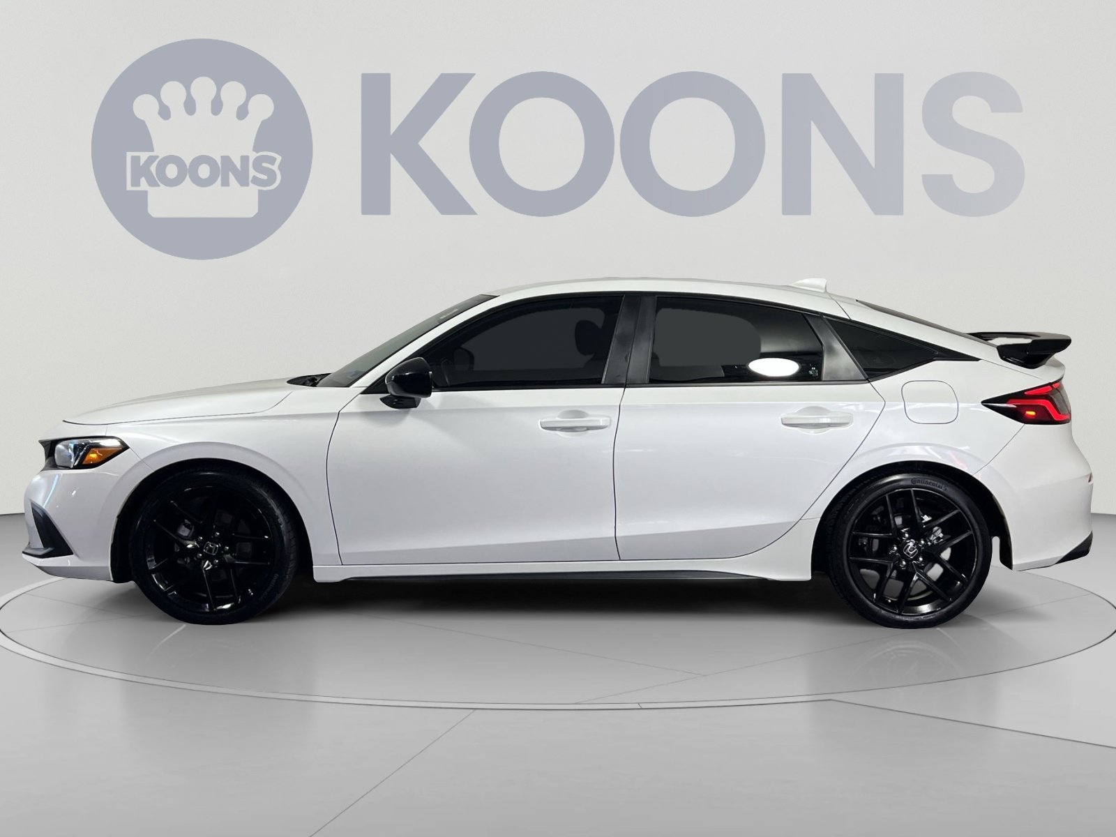 Used 2024 Honda Civic Sport image 2
