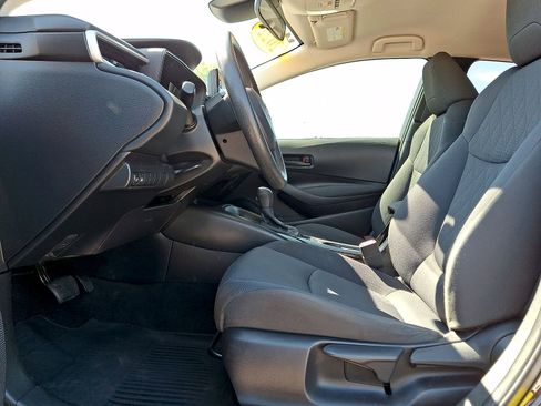 Used 2022 Toyota Corolla LE w/ LE Convenience Package FWD image 11
