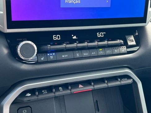 Used 2025 Toyota Tundra Platinum image 40