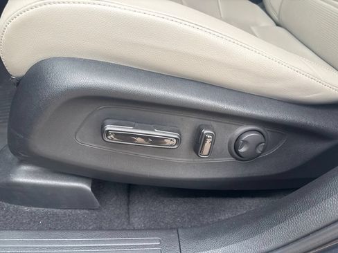 Used 2024 Honda CR-V EX-L image 13