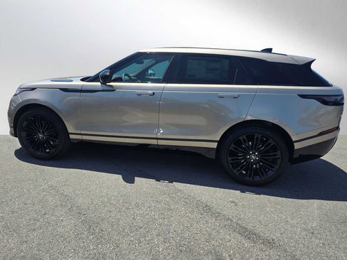 Certified 2026 Land Rover Range Rover Velar Dynamic SE image 2