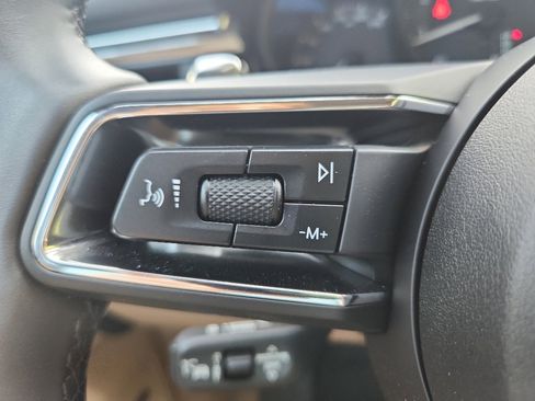 New 2026 Porsche Macan image 22