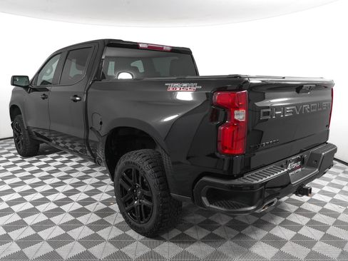 Used 2022 Chevrolet Silverado 1500 LT Trail Boss w/ LPO, Dark Essentials Package AWD/4WD image 5