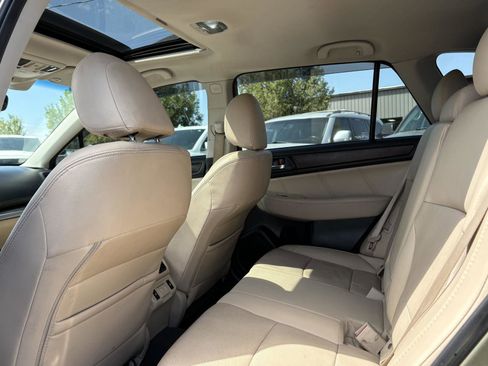 Used 2019 Subaru Outback 3.6R Limited w/ Popular Package #2 AWD/4WD image 19