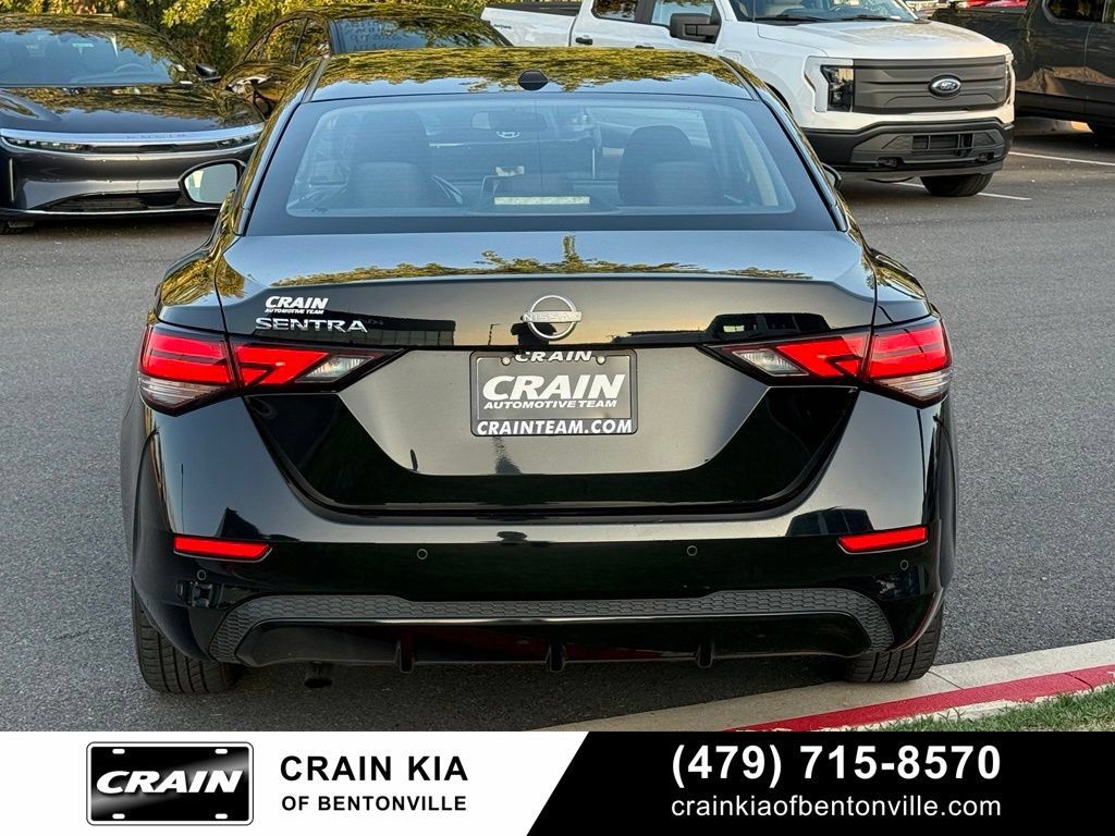 Used 2025 Nissan Sentra SV FWD image 6