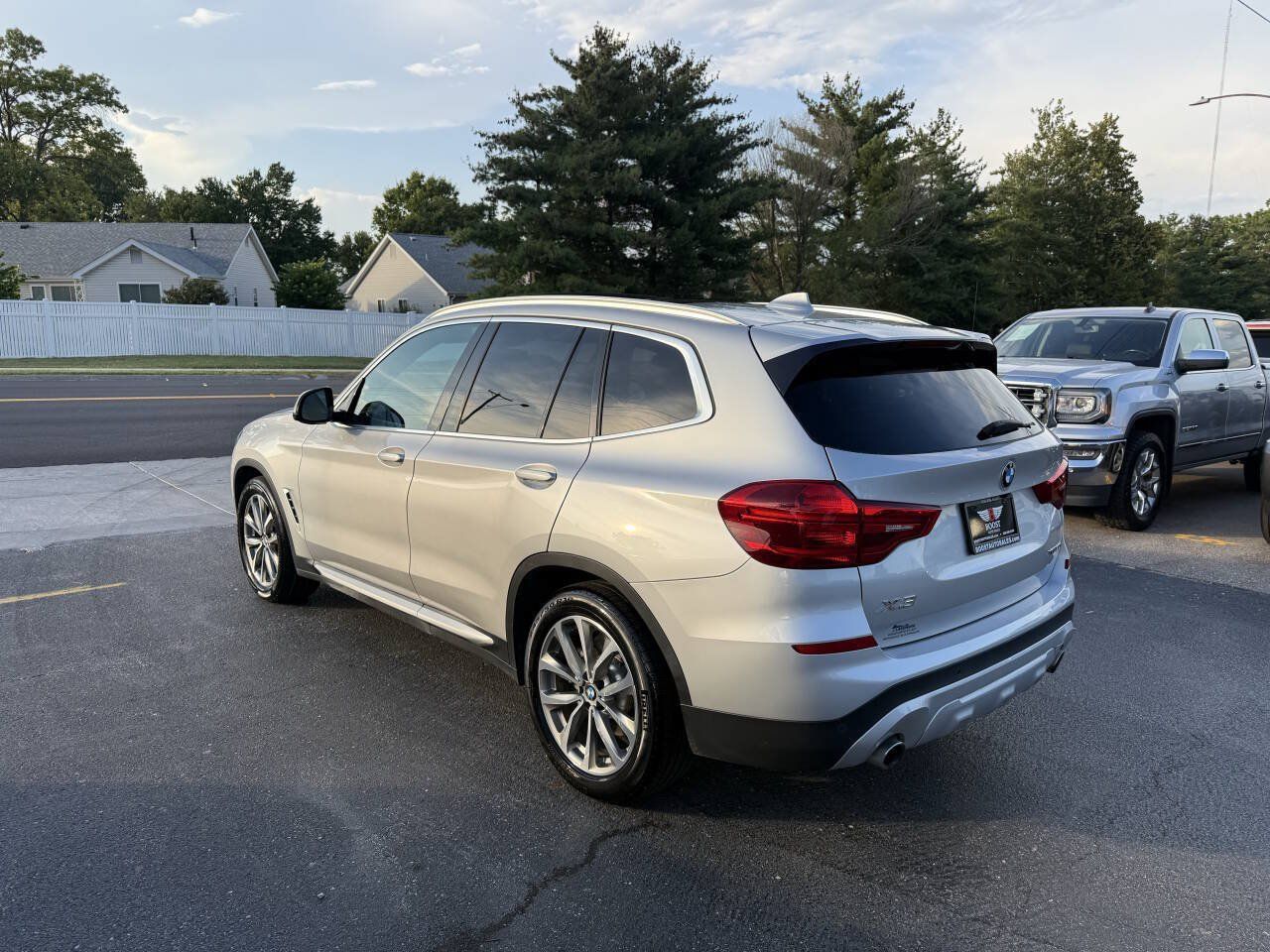 Used 2019 BMW X3 xDrive30i w/ Driving Assistance Package AWD/4WD image 5