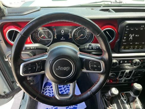 Used 2023 Jeep Wrangler Unlimited Rubicon w/ LED Lighting Group AWD/4WD image 9