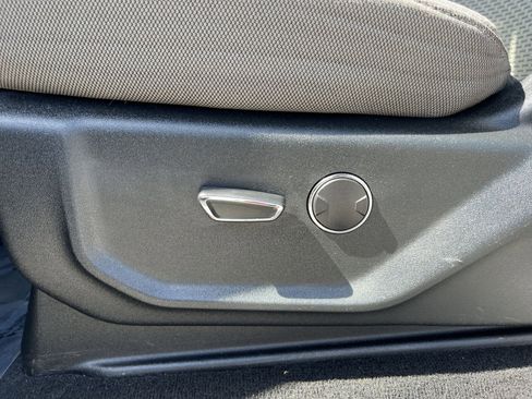 Used 2019 Ford F250 XLT w/ XLT Premium Package image 22