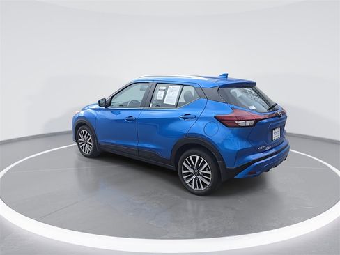 Used 2024 Nissan Kicks SV image 7