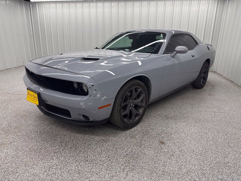 Used 2020 Dodge Challenger SXT w/ Blacktop Package RWD image 3