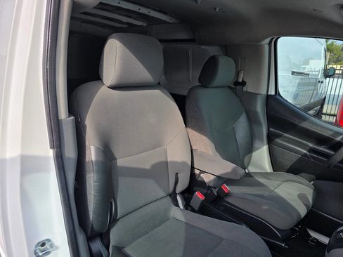 Used 2017 Nissan NV200 SV w/ Technology Package image 11