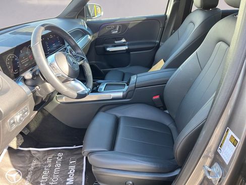 Certified 2025 Mercedes-Benz GLB 250 4MATIC image 9