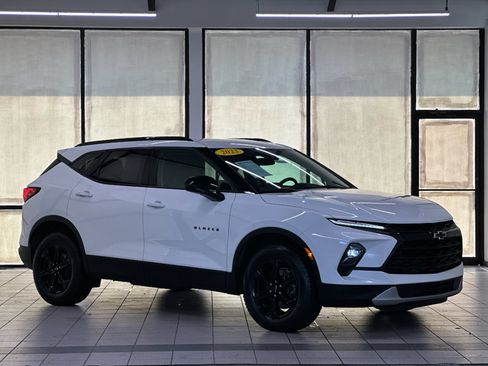 Certified 2023 Chevrolet Blazer LT w/ Convenience Package AWD/4WD image 1