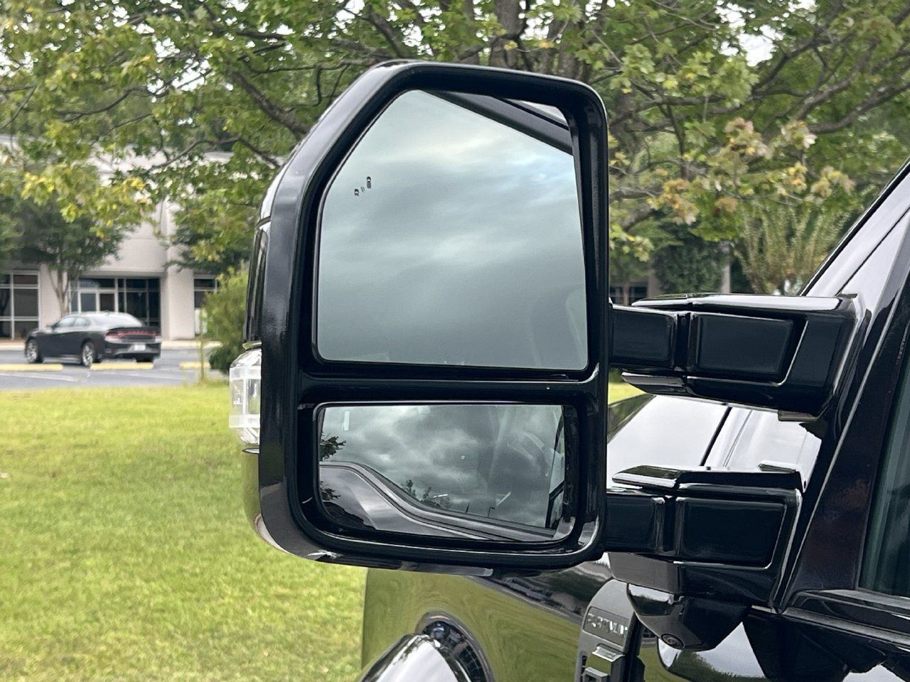 New 2026 Ford F450 Platinum w/ Platinum Plus Package AWD/4WD image 28