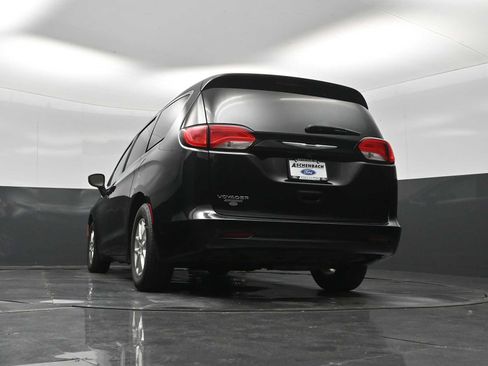 Used 2024 Chrysler Voyager LX FWD image 48