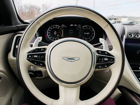 Used 2023 Aston Martin DBX Base image 11