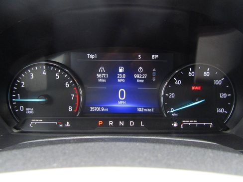Used 2023 Ford Explorer XLT w/ Equipment Group 202A AWD/4WD image 16