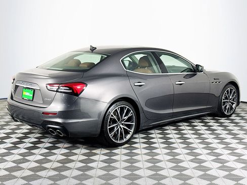 Used 2022 Maserati Ghibli Modena Q4 image 10