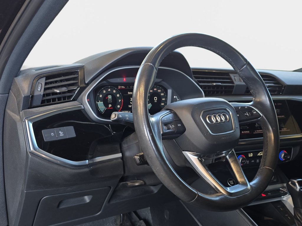 Certified 2024 Audi Q3 2.0T Premium AWD/4WD image 17