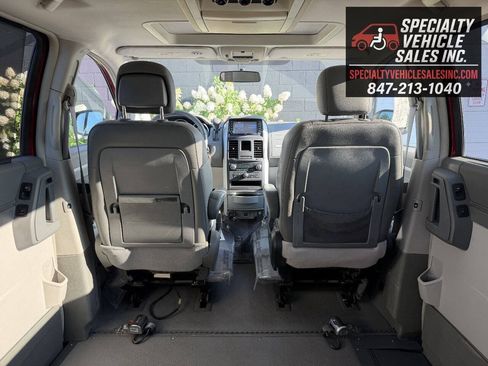 Used 2008 Dodge Grand Caravan SXT FWD image 22