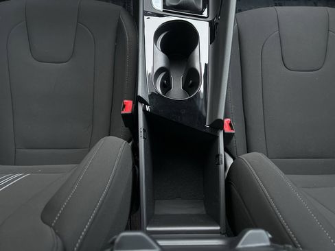 Certified 2025 Hyundai Elantra SEL image 20