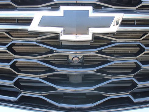 Certified 2023 Chevrolet Traverse RS w/ LPO, Floor Liner Package AWD/4WD image 8