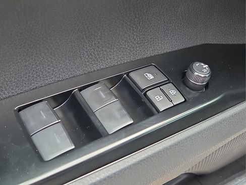 New 2026 Toyota Camry SE w/ Convenience Package FWD image 18