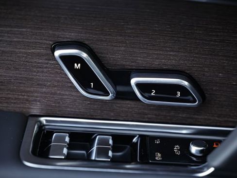 New 2026 Land Rover Range Rover SE AWD/4WD image 19