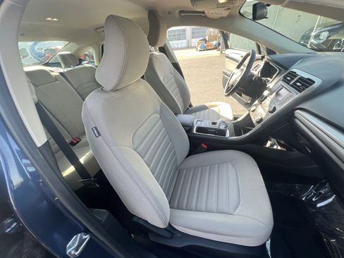 Certified 2018 Ford Fusion S image 33