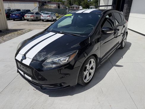 Used 2014 Ford Focus ST w/ Equipment Group 202A FWD image 4