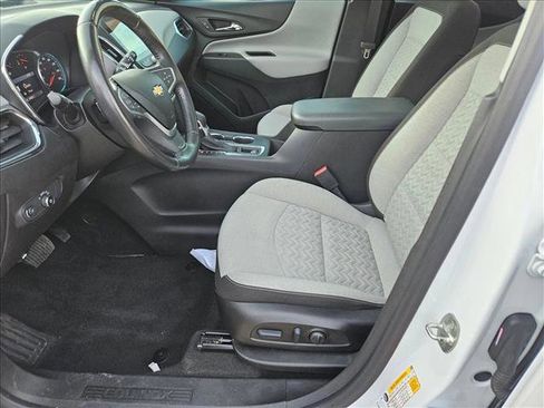 Used 2022 Chevrolet Equinox LT image 14