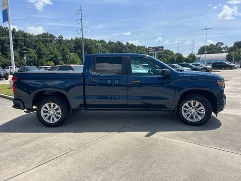 Used 2023 Chevrolet Silverado 1500 Custom RWD image 9