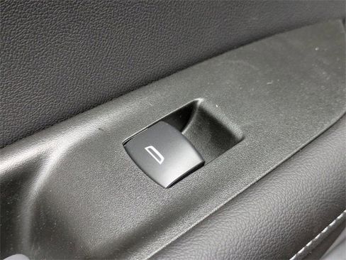 New 2025 Chevrolet Blazer LT image 23