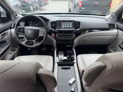 Used 2019 Honda Pilot Touring image 34