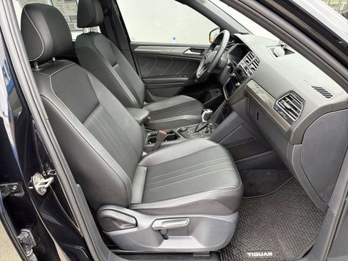 Used 2024 Volkswagen Tiguan SE R-Line AWD/4WD image 26