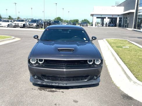 Used 2022 Dodge Challenger R/T w/ Blacktop Package RWD image 2