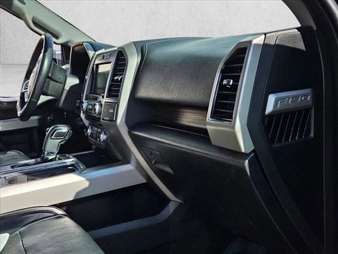 Used 2017 Ford F150 Lariat w/ Equipment Group 502A Luxury image 21