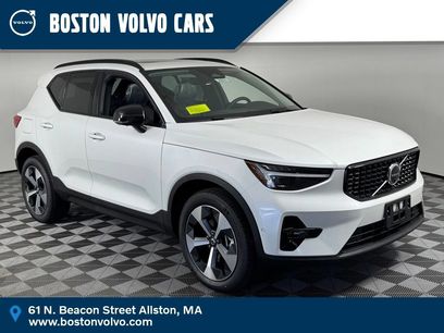 New 2026 Volvo XC40 B5 Plus w/ Protection Package Premier