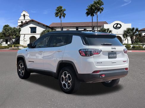 Used 2022 Jeep Compass Trailhawk AWD/4WD image 4