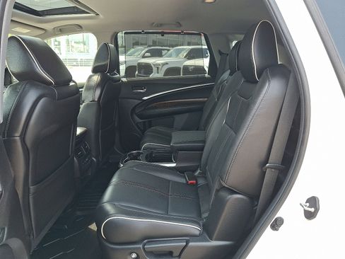 Used 2018 Acura MDX w/ Advance Package AWD/4WD image 11