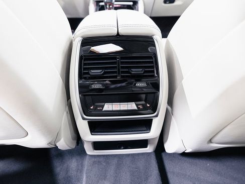 Used 2023 BMW X5 M image 25