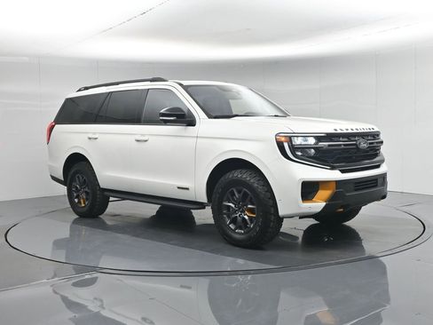Certified 2025 Ford Expedition Tremor AWD/4WD image 32