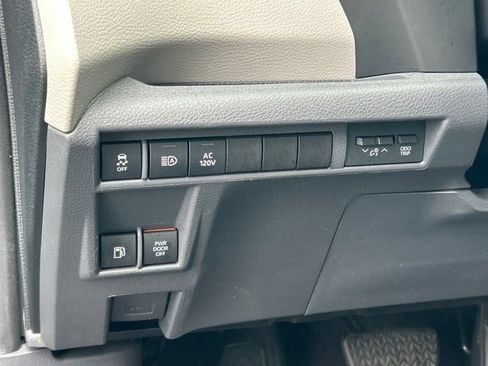 Used 2024 Toyota Sienna XLE w/ XLE Plus Package AWD/4WD image 24